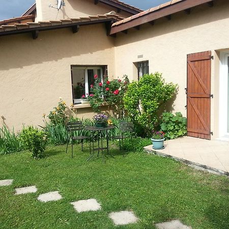 Hotel Marievalerianne Mirefleurs Exterior foto